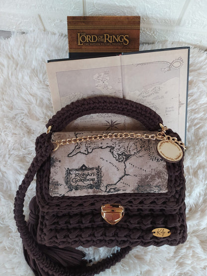 Galadriel Textured Shoulder Bag